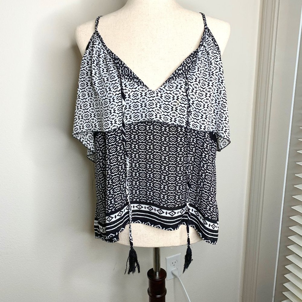 Forever 21 Tassel Tie Tank Layered Modern